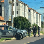 Tentativa de assassinato acaba em troca de tiros com a PM e um morto em Campo Grande.