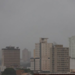 Domingo tem previsão de sol e chuva para Mato Grosso do Sul.