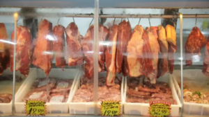 Vai fazer churrasco no Dia dos Pais? Confira quanto custa a carne em cada região de Campo Grande.