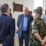 Em reunião, Comando Militar garante a Geraldo término de obras do Aeroporto até fim do ano.