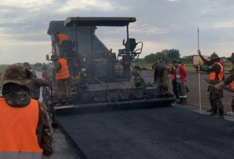 Técnicos de ministério chegam em Dourados para vistoria nas obras do Aeroporto.