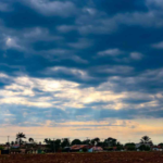 De 43°C para 21°C: frente fria afasta calorão e derruba temperaturas em Mato Grosso do Sul.