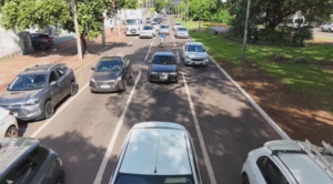 Motoristas infratores flagrados por drones começam a ser multados a partir de segunda, em Campo Grande.